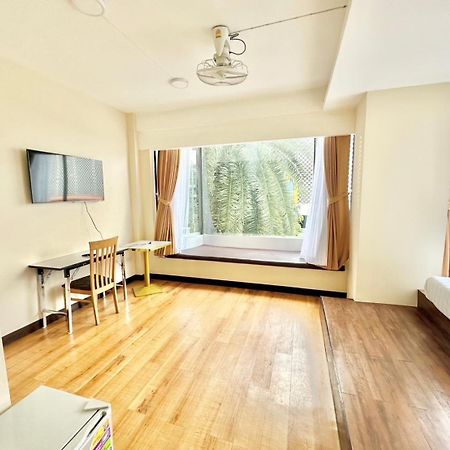 Abc So Hotel Банкок Екстериор снимка