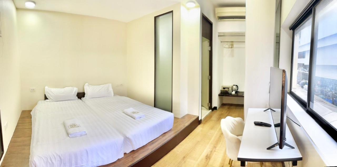 Abc So Hotel Банкок Екстериор снимка